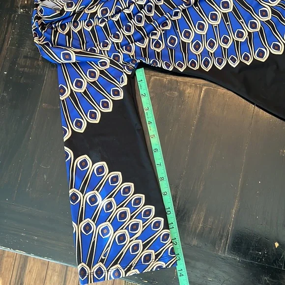 INC 92% polyester, 8% spandex dress - Picture 3 of 4